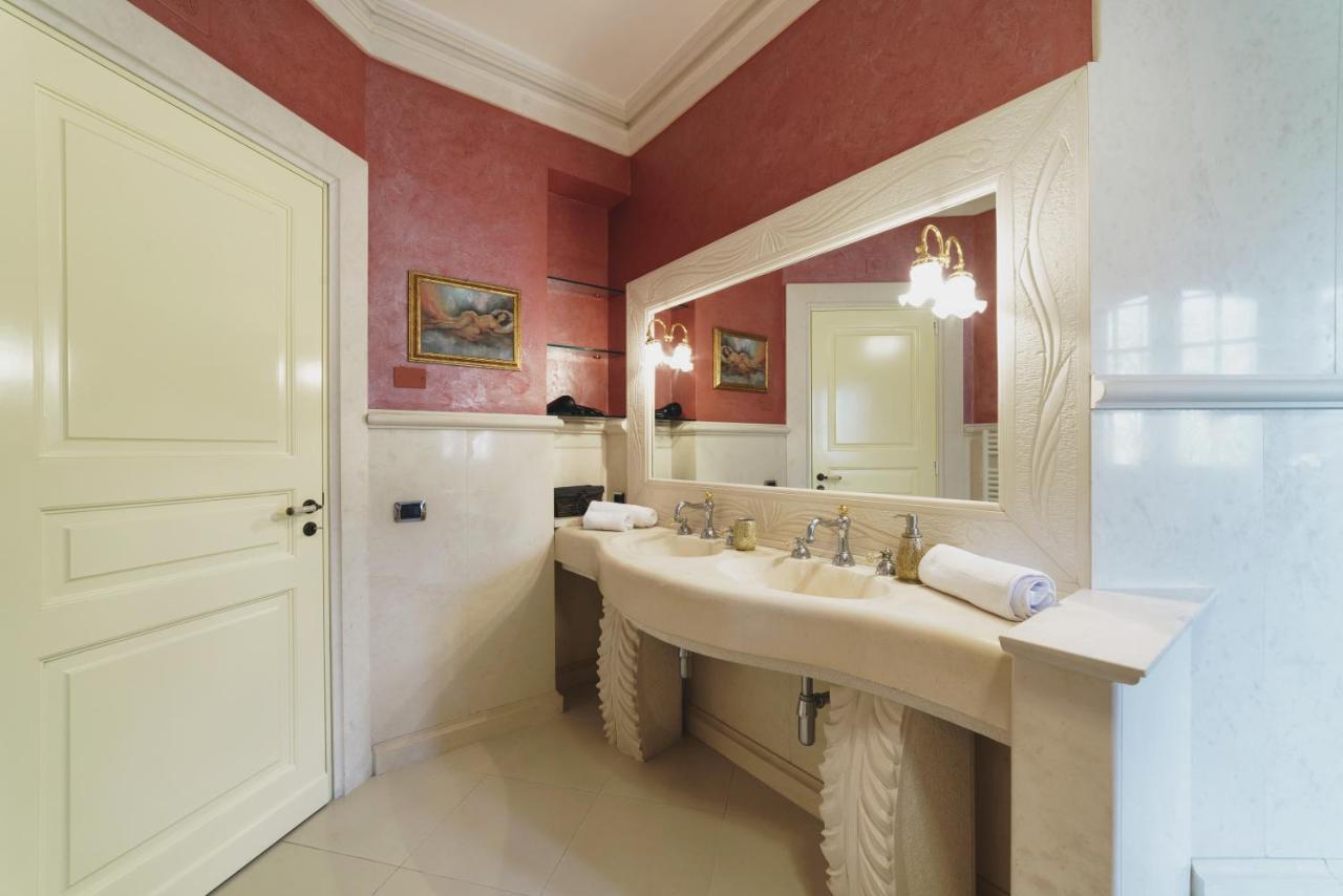 Caffetteria Luca Suite & Rooms برونتي المظهر الخارجي الصورة