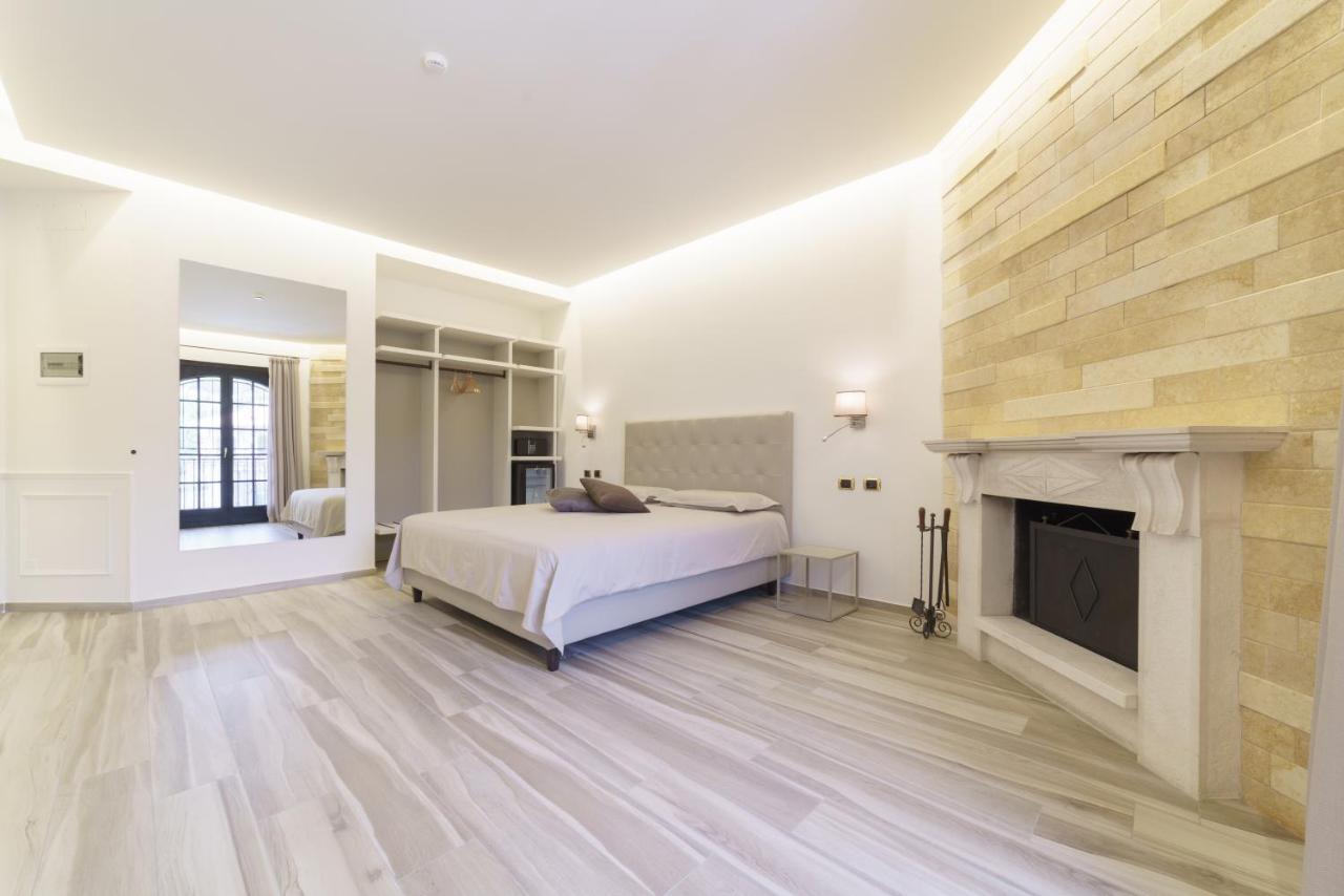 Caffetteria Luca Suite & Rooms برونتي المظهر الخارجي الصورة