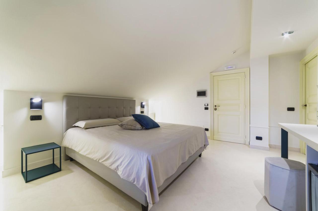 Caffetteria Luca Suite & Rooms برونتي المظهر الخارجي الصورة