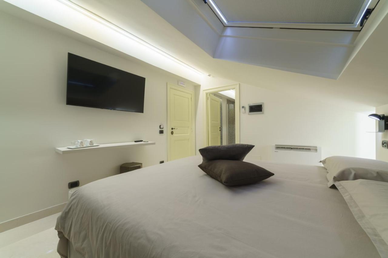 Caffetteria Luca Suite & Rooms برونتي المظهر الخارجي الصورة