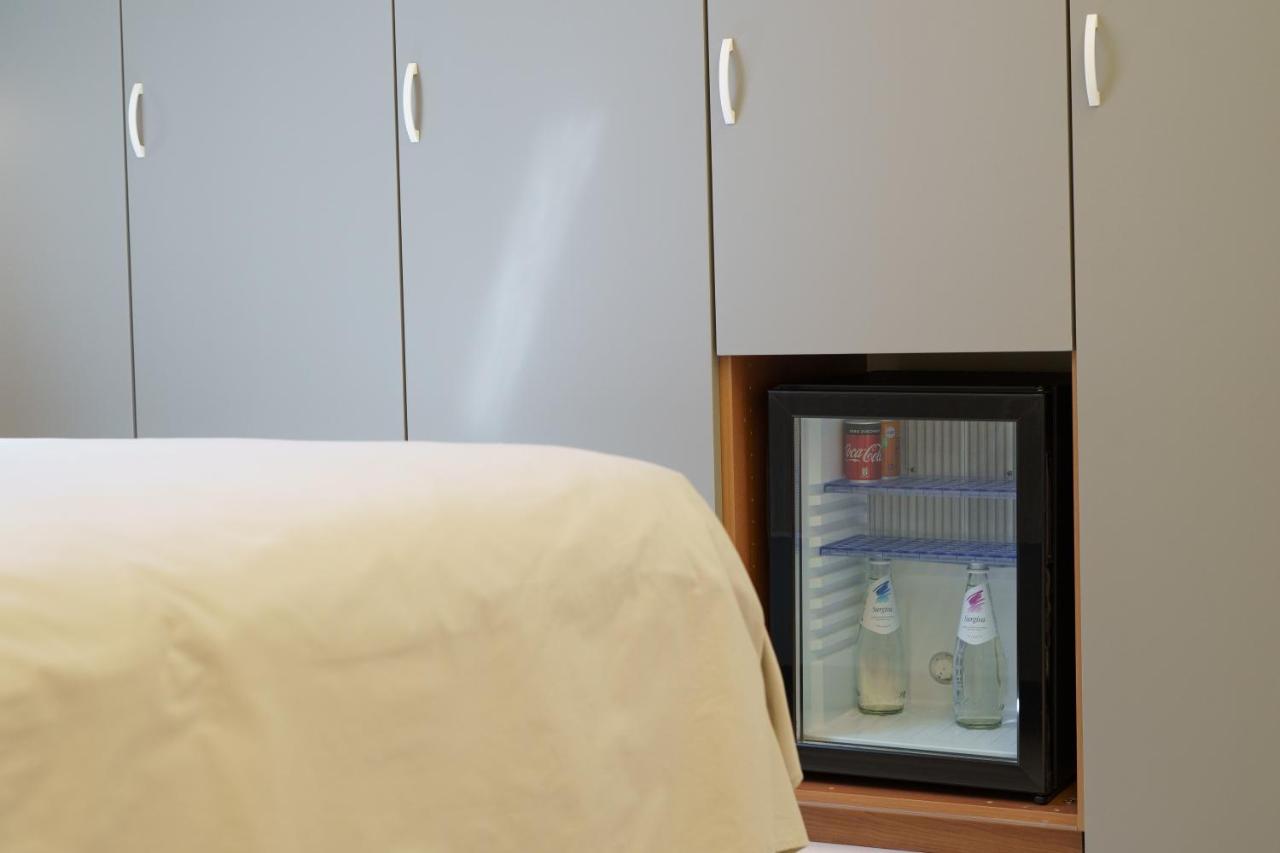 Caffetteria Luca Suite & Rooms برونتي المظهر الخارجي الصورة