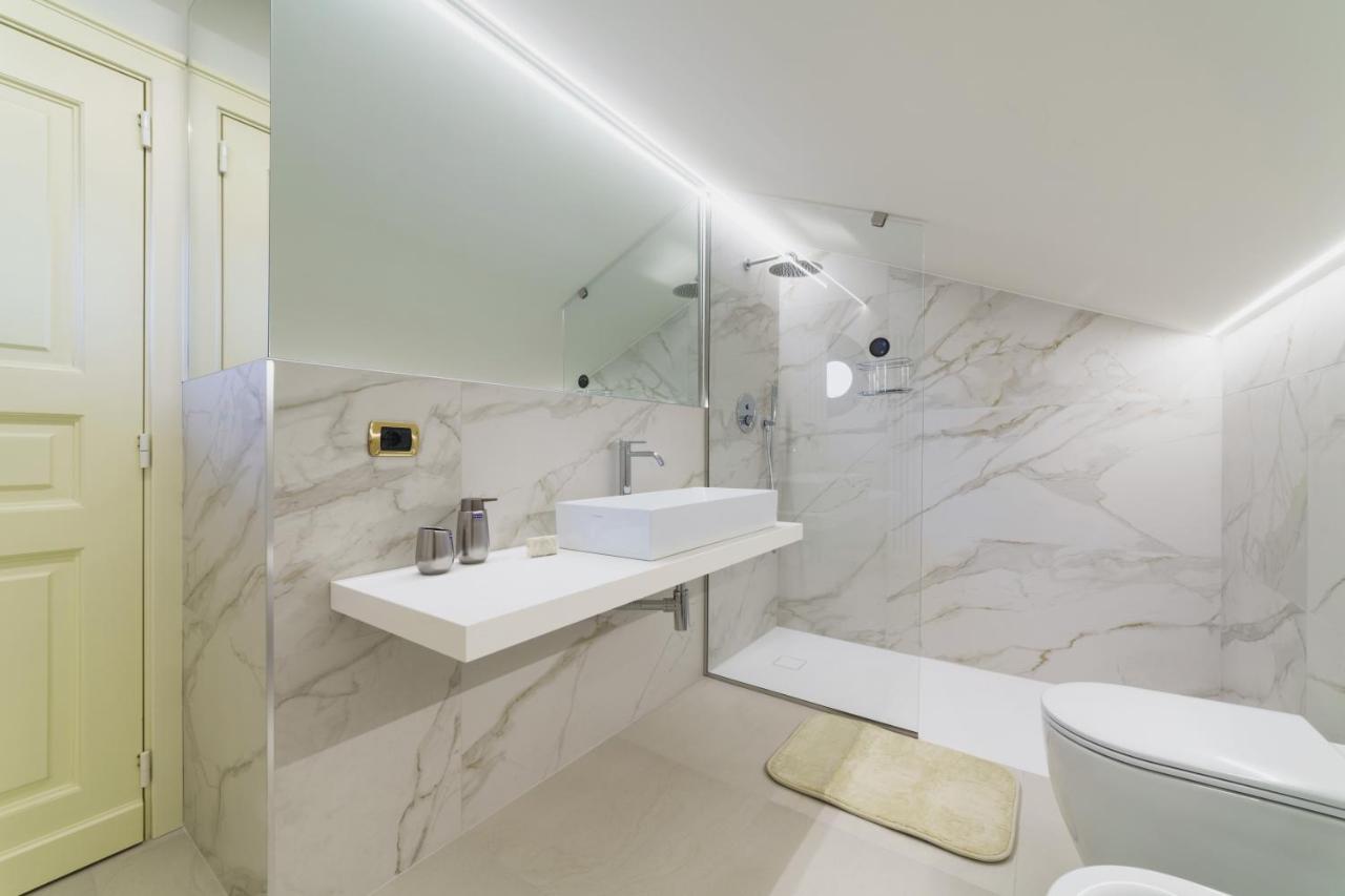 Caffetteria Luca Suite & Rooms برونتي المظهر الخارجي الصورة