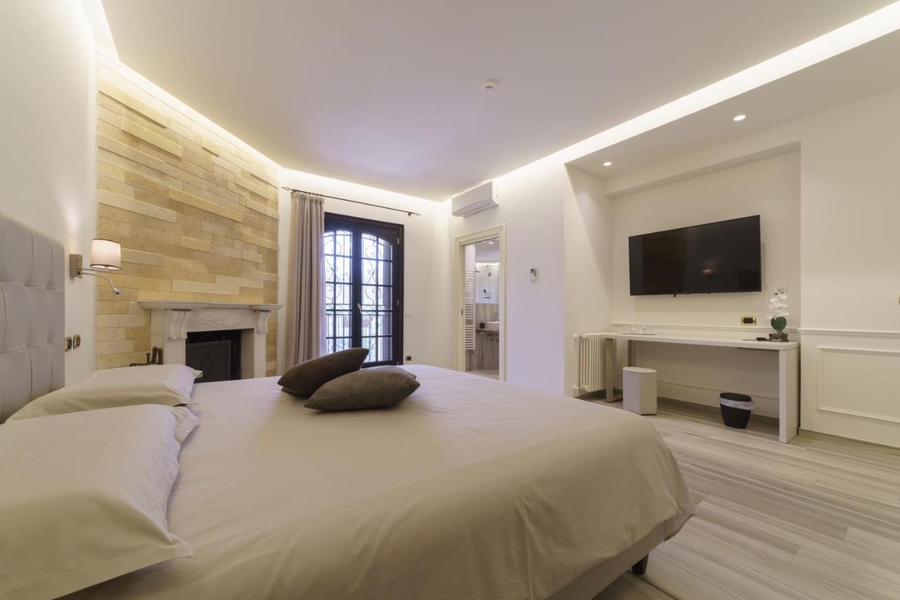Caffetteria Luca Suite & Rooms برونتي المظهر الخارجي الصورة