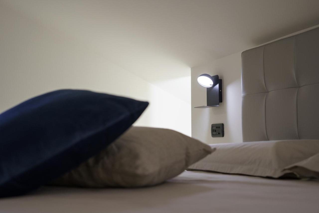 Caffetteria Luca Suite & Rooms برونتي المظهر الخارجي الصورة