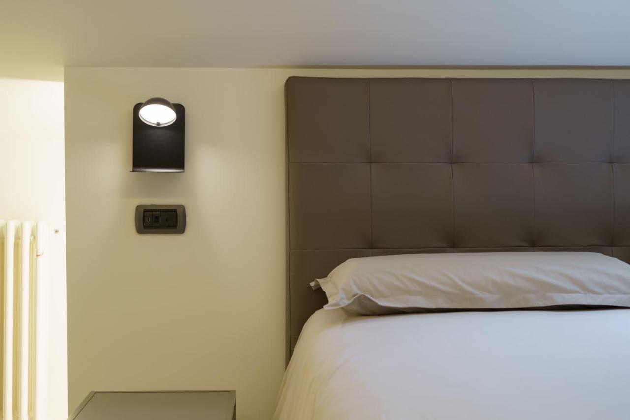 Caffetteria Luca Suite & Rooms برونتي المظهر الخارجي الصورة
